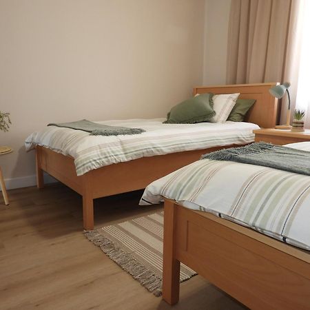 Central Self Catering ซวาคอปมุนด์ ภายนอก รูปภาพ